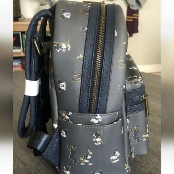 Loungefly Disney Mickey Mouse Mini Backpack Spooked Spooky DISNEY PARK BAG NWT - Picture 4 of 7